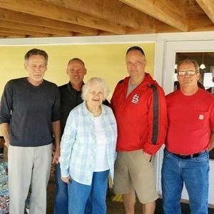 Meet your Posher, Linda